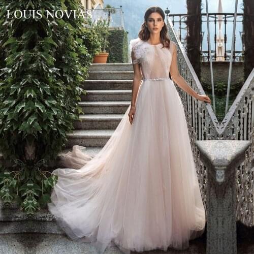 Louis Novias New Personalized Pink Lace Wedding Dress Fashion Invisible Round Neck Open Back Dress Wedding Party