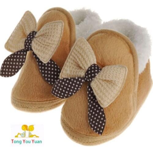 Newborn baby boys and girls cute plus cashmere bow series toddler slippers cotton warm cotton wool bed first walk shoes xz17