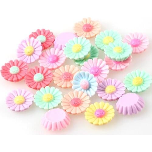 New Mini Resin Wildflower Plastic Flower Flat Back Cabochon Resin Flowers for Kid Hair Accessories and Mobile Decoration