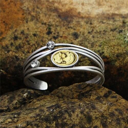 Vintage Plant Oval Lady Queen Cameo Cuff Bangle For Women Real Antique Silver Plated Fashion Crystal Flower Cameo Bracelet