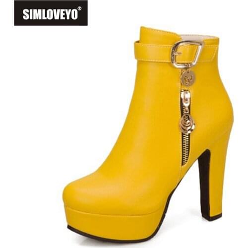 SIMLOVEYO 2021 Sexy Lady Ankle Boots Platforms Charm Zip Round Toe Block Heel Short Plush US19 Red Blue Black Yellow White A4510