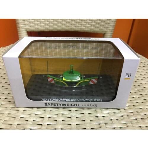 Universal Hobbies 1/32 Scale TractorBumper Safetyweight 800kg Green Diecast