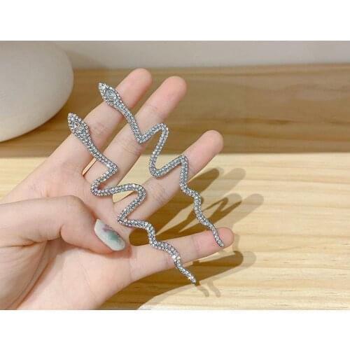 2021 New Long Snake Stud Earrings For Women Girl Punk Jewelry Crystal Accessories Goth Earring Gothic Rhinestone Korean Wed A6P4