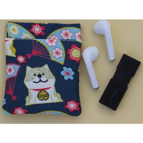 New Fashion Lovely Girls Earbuds Pouch Canvas Cute Coin Purse Small Kids Wallet Earphone Organized Bag Card Holder for Women