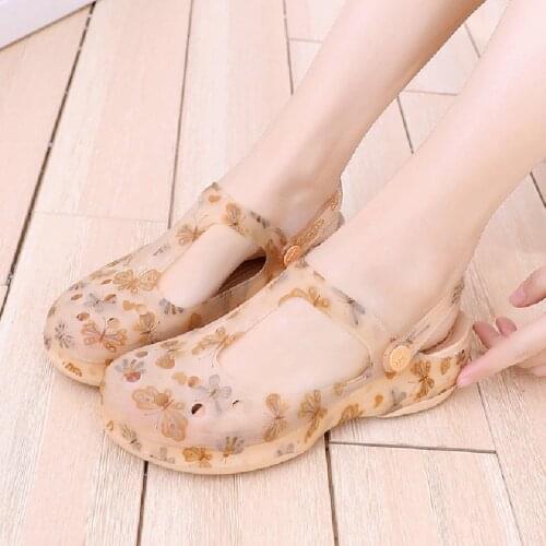 Casual Fashion Shallow Hollow Butterfly PVC Thick Sole Cover Toe Women Beach Sandals Female Slippers Lady Jelly Shoes 190910