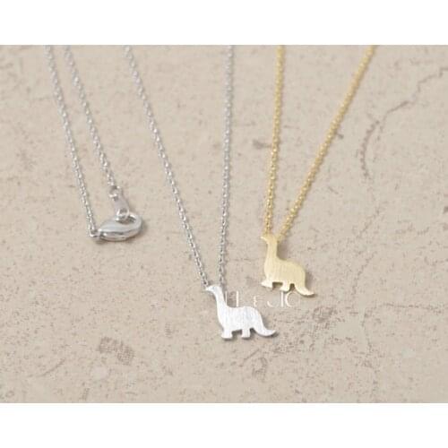 Daisies (10pcs/lot) Pendant dinosaur necklace simple cute sweet Jewelry tiny little necklace gift wedding For Girl Women