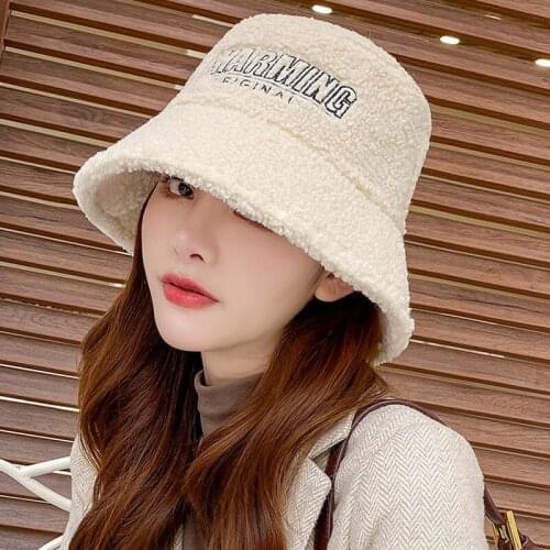 2020 New Outdoor Sunscreen Bucket Hat Women Autumn Lamb Wool Letter Cap Panama Winter Warm Fisherman Hats Lady Fashion Sun Caps