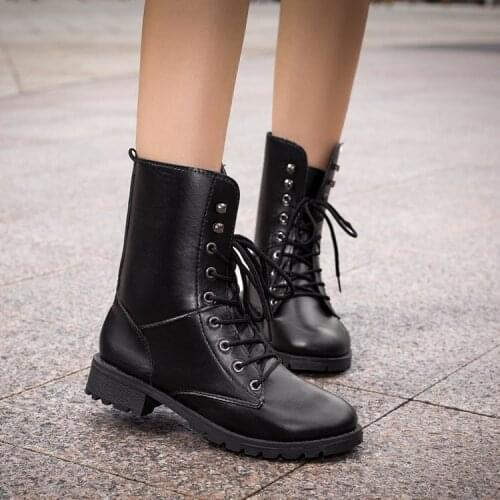 2019 New Buckle Winter Motorcycle Boots Women British Style Ankle Boots Gothic Punk Low Heel ankle Boot Women Shoe Plus Size 42