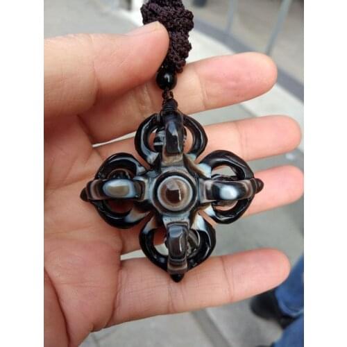 Millennium Natural Tibetan Dzi Bead eye bead Amulet Carven pendant Vajra-pestle hanging
