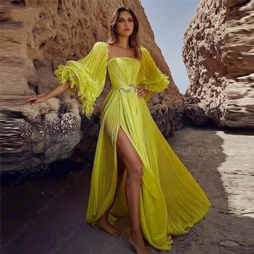 New 2021 Bright Yellow Silk Chiffon Evening Dresses Long Puff Sleeves Pleats Side Slit Sexy Prom Gowns Robes Beach Party Dress