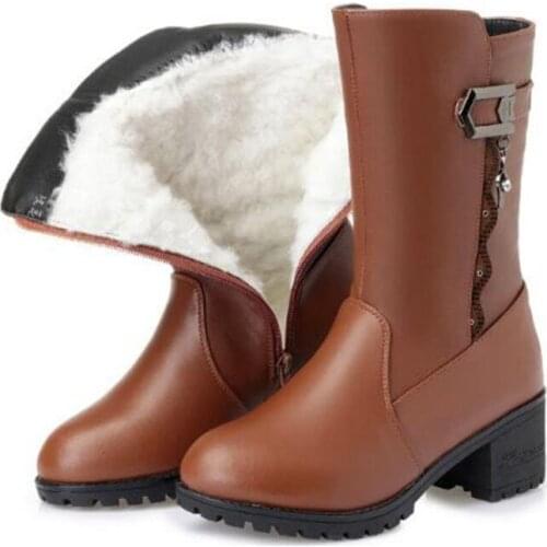 2019 New Winter Boots Women Shoes Large Size Cowhide Leather Boots Women Comfort Soft Fur One Wool Women Boots High Heels 5.5 cm