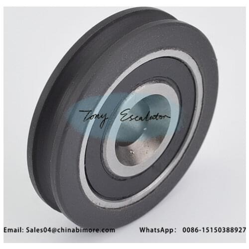 Elevator rope roller