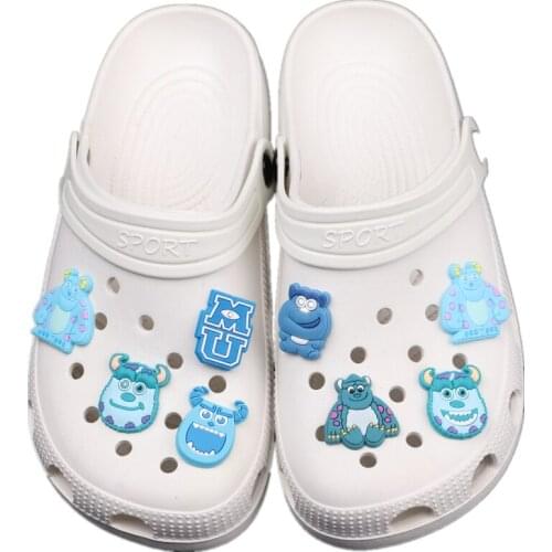Hole Slippers Shoe Buckle Anime Cute Chars Croc Jibz Decoration Designer Blue Cartoon Monster Accesoire Garden Shoe Decoration