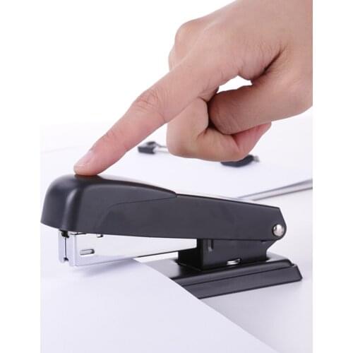 Deli 0309 0416 Stapler 24/6-No. 0012 Staples Labor saving stapler save effort stapler wholsale