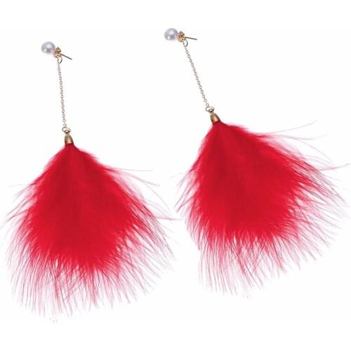 BK Fashion Jewelry Elegant Stud Earrings Fluffy Plush Fur Feather Chain Link Stud Earrings for Women Ear Jewelry Girls Gift