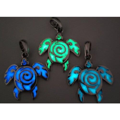 Glowing In The Dark Vintage Pendant Necklace Men Halloween Jewelry Gift Classic Alloy Double Dragon Cross Luminous Necklace