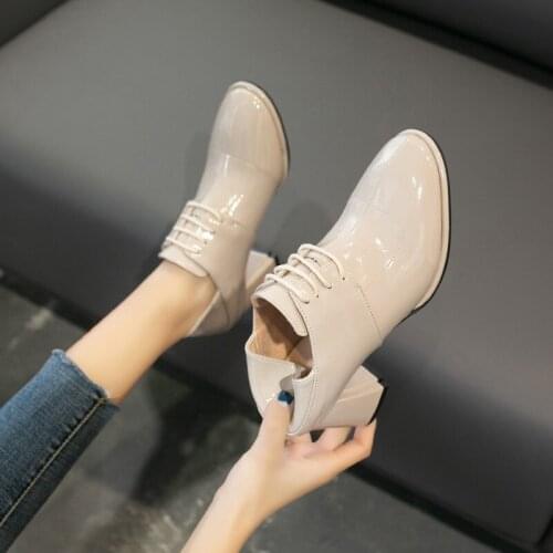 Spring and Autumn pu Leather Thick High Heel Shoes Women Fashion Patent Leather Pointed Toe Pumps zapatos tacon mujer U22-26