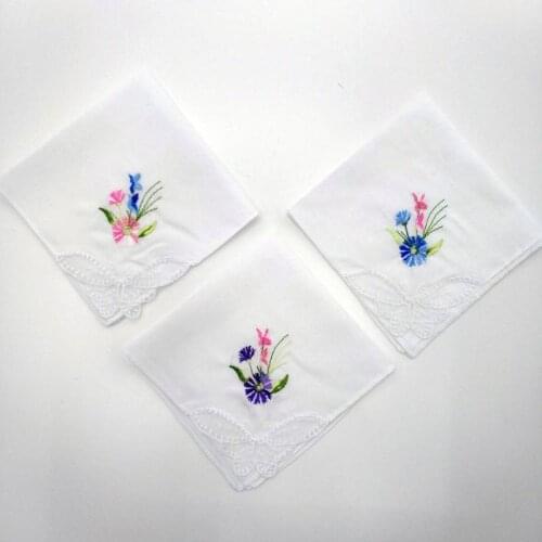 3Pcs/Set Women Basic White Square Handkerchief Floral Embroidered Pocket Hanky Butterfly Lace Cotton Baby Bibs Portable Towel