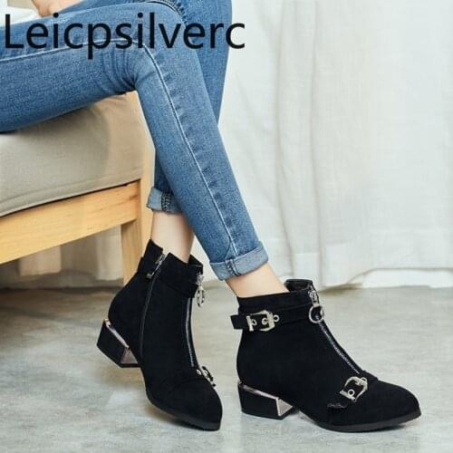 Womens Boots The New winter fashion Pointed zipper Low-heeled Martin boots Womens shoes plus size 30-43 Heel Height 4cm black