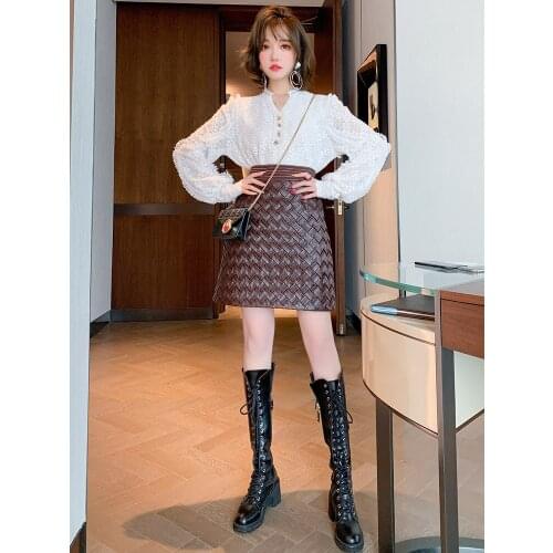 Lace splicing fungus lace lantern sleeves exquisite diamond buckle temperament top womens winter new High Quality