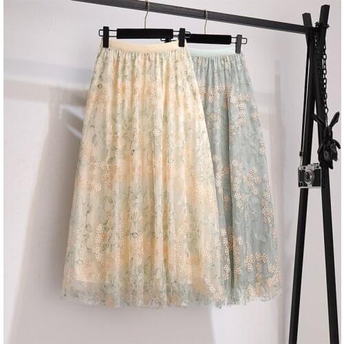 Plus Size 4xl Summer Floral Embroidery Skirt A-line Super Fairy Skirt Chic Saias Na Altura Do Joelho Faldas Mujer Moda 2021
