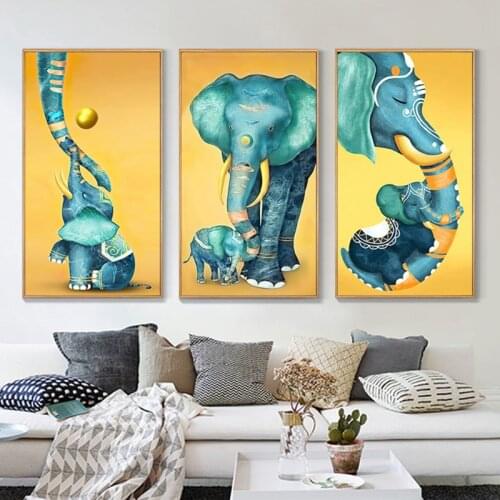 Kawaii Golden Color Elephant baby Elephant Animal Entrance Prints & Poster Canvas Wall Nordic Decorative Picture for Living Room