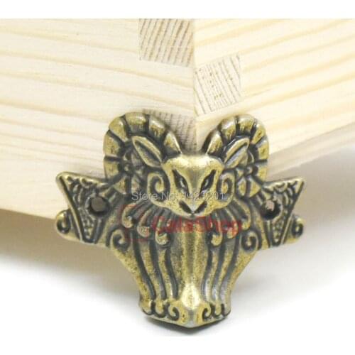 5 Pcs / Lot 44mmx36mm Antique Jewelry Chest Wood Furniture Box Decorative Feet Leg Corner Protector Decoration Bronze