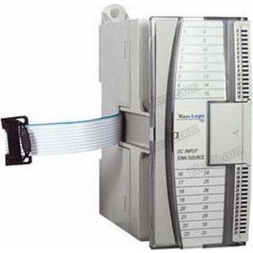 New Original 1762-IQ32T 1762IQ32T MicroLogix 1200 Input Expansion Module with a DIN Rail Type Mount
