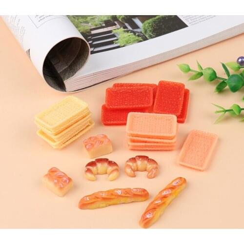 1/12 Dollhouse Mini Cake Bread Dish Miniature Kitchen Fruit Dish Dollhouse Accessories For Children Kid Kitchen Toys 1pc