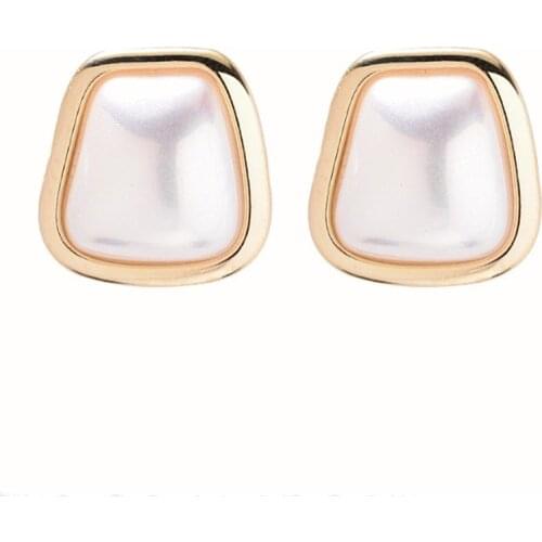 South Korea Dongdaemun Pearl Square Design Sense Earrings Ins Simple Niche Temperament Earrings For Women New Arrival