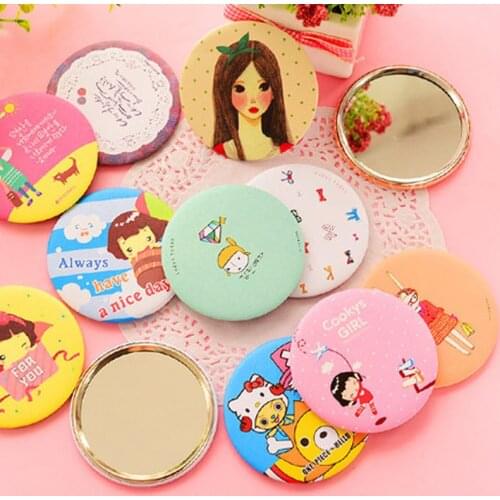 2pcs Fashion Lady Portable Makeup Mirror Cartoon Pattern Portable Compact Pocket Cosmetic Mirror Mini Cute Small Creative Gifts