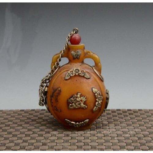 Copper Statue Antique bag silver inlaid with yellow wax snuff bottle