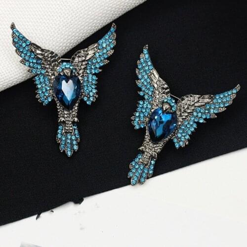Miuoxion Wholesale New Fashion Personality Jewelry Inlaid Zircon Eagle Brooch For Women Feature Namour Charm Gift All Seasons