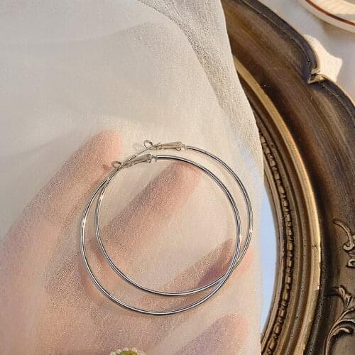 Trend Women Hoop Earrings Ear Piercing Woman Korean Fashion Gold Color Decorations Vintage Gothic Womens Jewelry Accessories