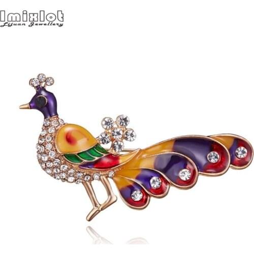 Fashion Cute Rhinestone Peacock Brooches for Women Enamel Pin Crystal Birds Swallow Parrot Pins and Brooches Christmas Jewelry