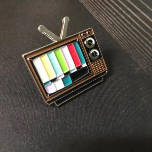 No Signal Enamel Pin Old-school TV Screen Brooches Shirt Lapel Pins Badges for Backpack Clothes Jewelry Friends Gift Wholesale