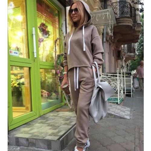 2018 fashion hot autumn womens hooded open-air swab sweater cover two-piece suit