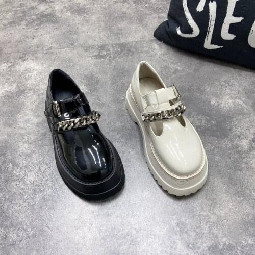 2021 spring and autumn womens Korean small leather shoes Genuine leather, platform platform shoes, fashionable metal decoration