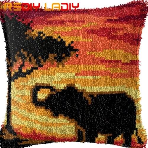 Latch Hook Cushion African Elephant Printed Canvas Cushion Front Acrylic Yarn Crochet Pillow Case Kit Sofa Bed Pillow Home Decor