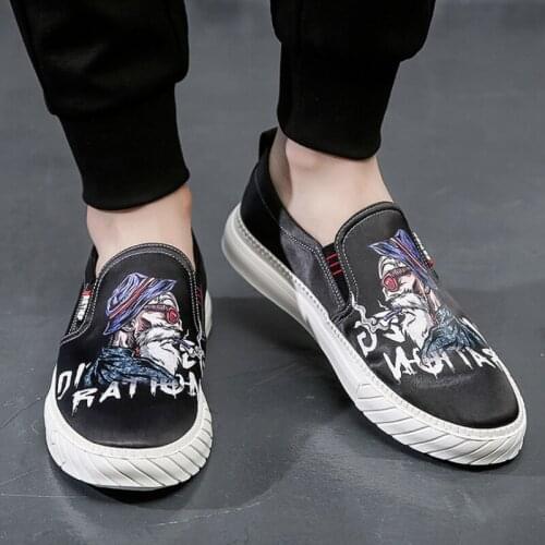 Mens Personality Graffiti Cloth Shoes New Fashion Breathable Lazy Shoes Mens Loafers Besdt Comfortable Casual Mens Shoes Trend