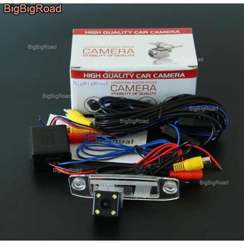 BigBigRoad Car Rear View Reverse Camera with Filter / power relay For KIA Opirus / Amanti / Sportage R 2 / SL / Borrego / Mohave