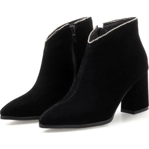 Big Size Simple Euro-American thick-heeled boots, pointed side zipper Chelsea boots