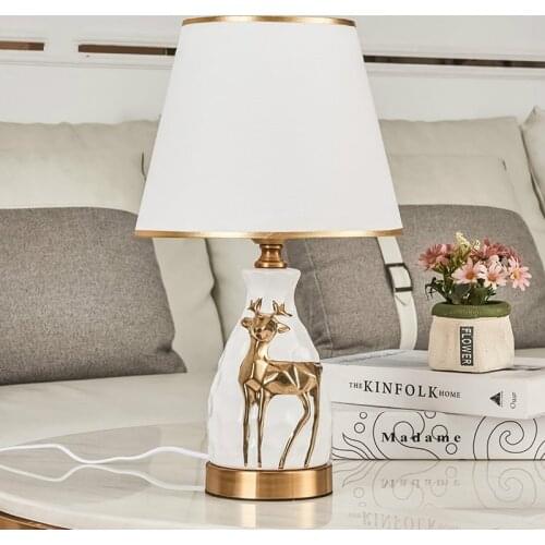 European Style Small Dear Sculpture Golden Ceramic Table Lamp Cute Girl Goldeer Gift Decoration Night Light