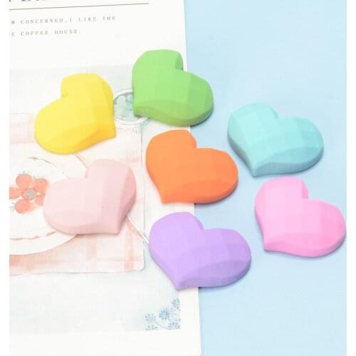 20Pcs Heart Shape Flat back Resin Cabochon Flatbacks Embellishments for Scrapbooking Craft DIY Hair Accessories Decor 26*20mm