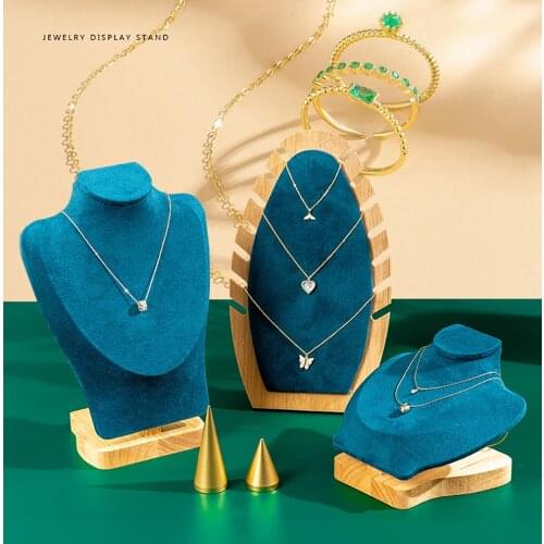 Jewelry display utensils