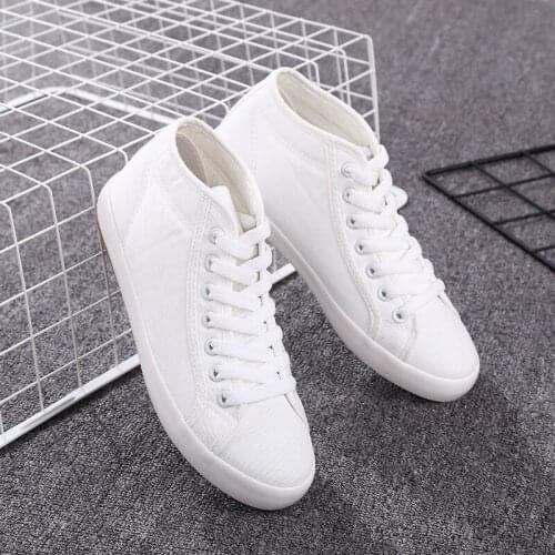 Classic Sneakers Skateboarding Shoes White Shoes Women High Top Sneakers Ladies Canvas Sneakers Tenis Feminino