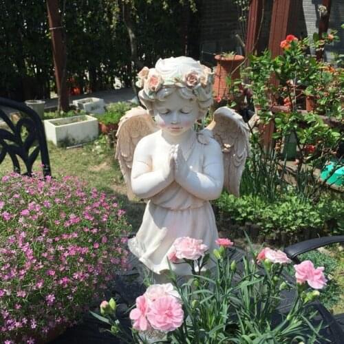 Retro Courtyard Outdoor Rose Garland Lips Angel Garden Park White Figurines Decoration Ornament Sculpture Home Resin Boy Craft