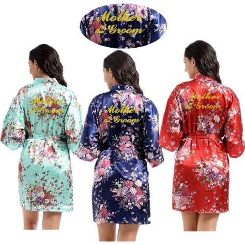 Wholesale Mother of the Groom Letter Gold Glitter Daffodil Women Floral Kimono Robe Satin Bride Party Spa Wedding Bathrobes T26