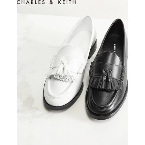 CHARLES&KEITHNew Arrival for Spring 2021 CK1-70360132 Ladies decorative tassels low-heeled loafers