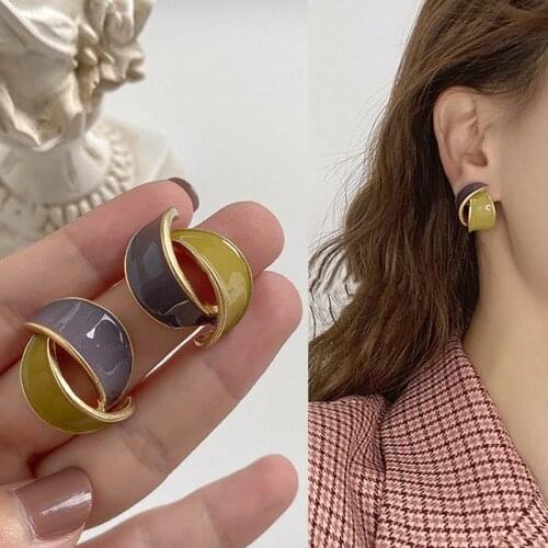 2020 New Retro classic Stud Earrings Fashion Long Gold Statement Earring for Womenn Party Wedding Fashion Female Jewelry Gift